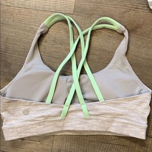 LULULEMON SPORTS BRA